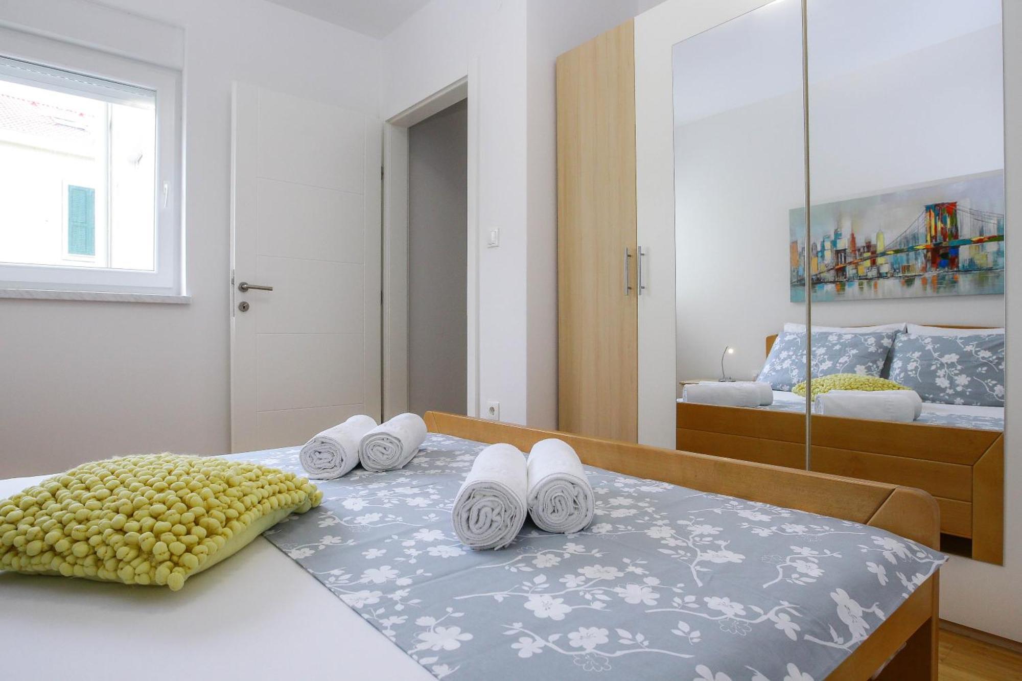 Summer Breeze Pool Apartments Novalja Room photo